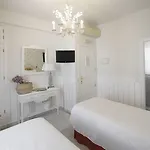 Hotel Basic Puerta De *