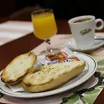 Basic Puerta De Hotel