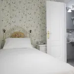 Hotel Basic Puerta De *